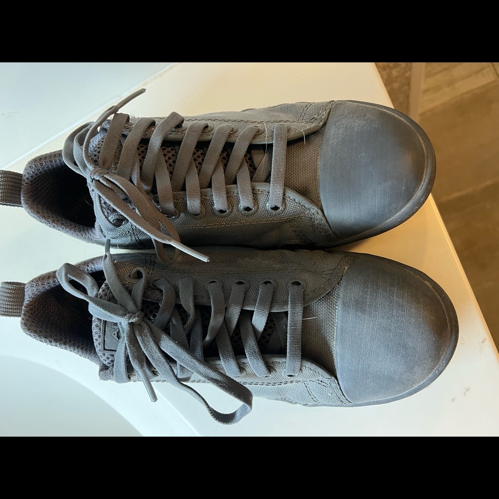 Altama storm gray shoes